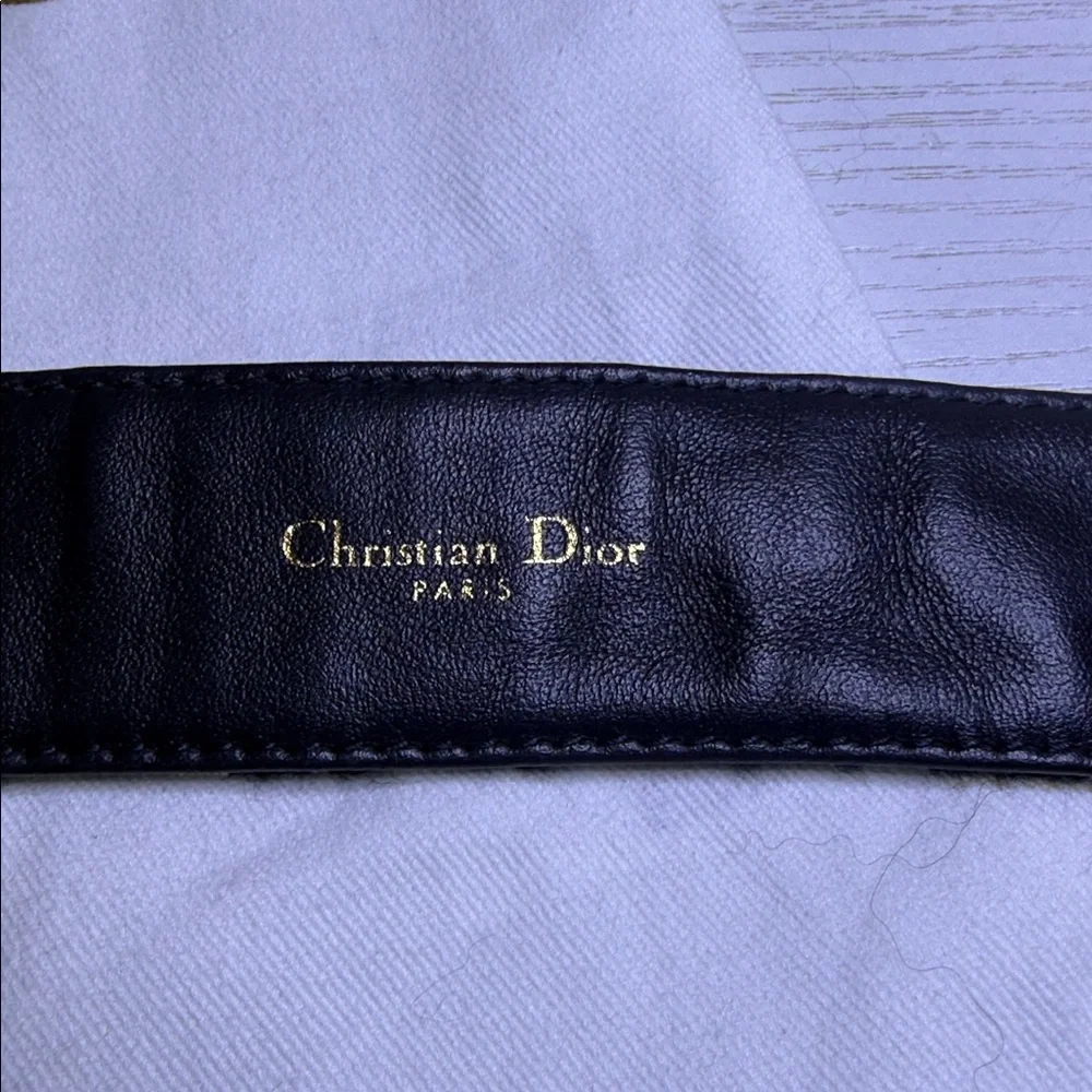 CHRISTIAN DIOR
Oblique 30 Montaigne 35mm Belt - Picture 6 of 8